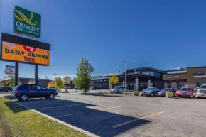 Отель Quality Inn & Suites Saskatoon  Саскатун